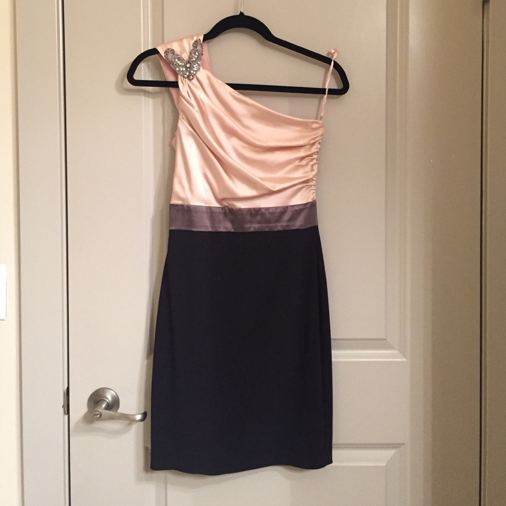 One shoulder satin top dress